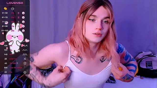 Alice Hells online show from 02/23/26, 06:44