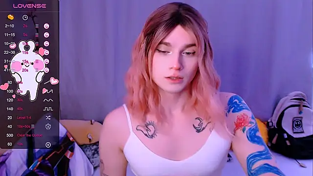 Alice Hells online show from 02/25/26, 07:51