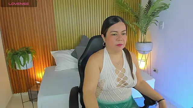 Snapshot of nahia_13 chatting on 07/01/26, 12:18 nahia 13 online show from 07/01/26, 12:18