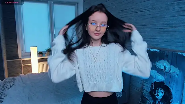 Snapshot of MerylHedley chatting on 12/14/24, 10:13 MerylHedley online show from 12/14/24, 10:13