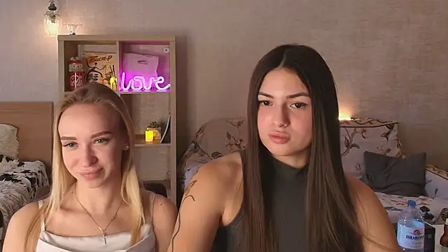 ShySonya online show from 10/16/25, 11:00