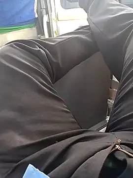 Snapshot of picatorta19 chatting on 03/17/25, 03:29 picatorta19 online show from 03/17/25, 03:29