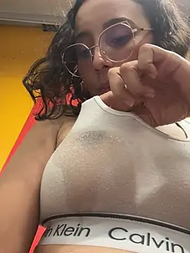 Snapshot of Kay_LustyWife chatting on 02/09/25, 04:25 Kay LustyWife online show from 02/09/25, 04:25