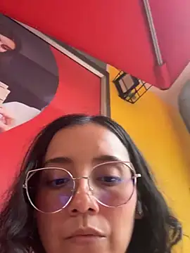 Snapshot of Kay_LustyWife chatting on 02/24/25, 09:52 Kay LustyWife online show from 02/24/25, 09:52