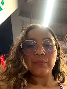 Snapshot of Kay_LustyWife chatting on 11/02/25, 12:57 Kay LustyWife online show from 11/02/25, 12:57