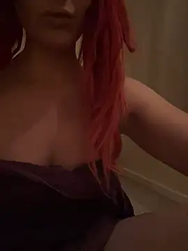 Snapshot of SweetSolez chatting on 03/05/25, 09:15 SweetSolez online show from 03/05/25, 09:15