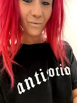 Snapshot of SweetSolez chatting on 09/30/25, 08:58 SweetSolez online show from 09/30/25, 08:58