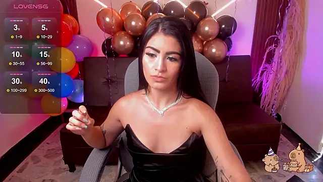 Snapshot of lunaalynch chatting on 03/20/26, 04:34 lunaalynch online show from 03/20/26, 04:34