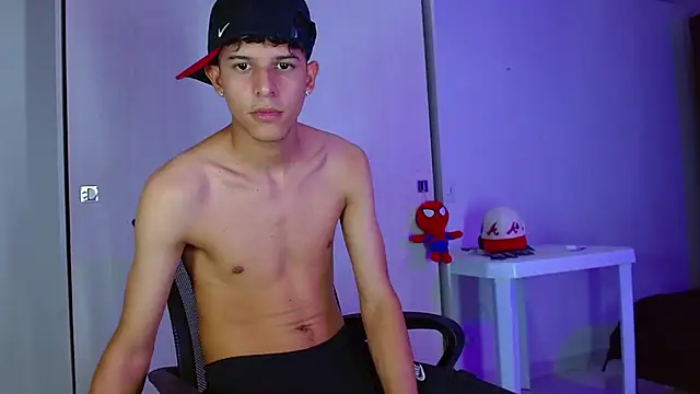 LiamGadiell online show from 03/02/25, 01:04