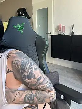 PalinaPr online show from 10/18/25, 10:27