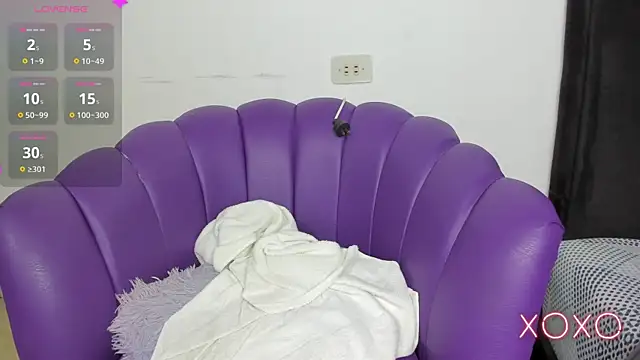 Snapshot of Kala_Alia chatting on 10/27/25, 07:40 Kala Alia online show from 10/27/25, 07:40