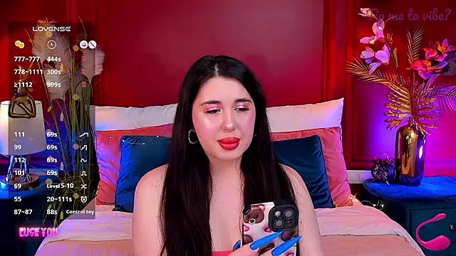 Snapshot of Mayzzie chatting on 03/22/26, 08:23 Mayzzie online show from 03/22/26, 08:23