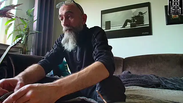 Kingsscepter online show from 02/25/25, 01:17