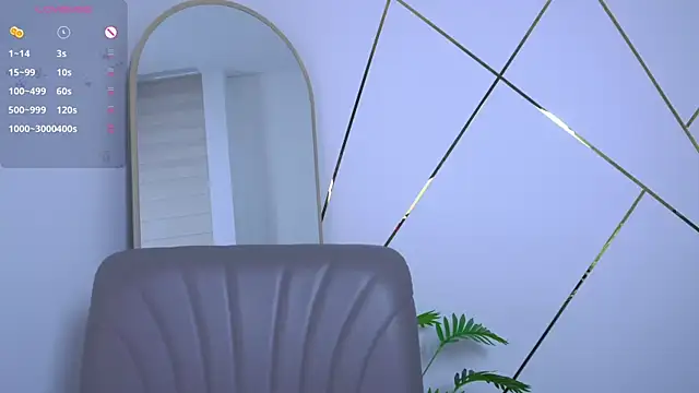 b3llaspringg online show from 10/03/25, 10:51