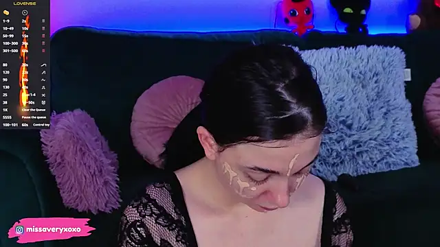 AveryWillow online show from 04/03/26, 11:03