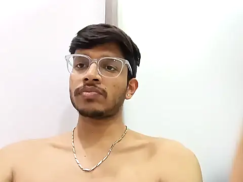 Snapshot of skinnyyyyyyyyy chatting on 01/21/25, 03:43 skinnyyyyyyyyy online show from 01/21/25, 03:43