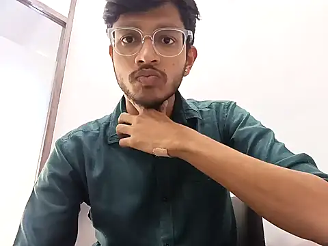 Snapshot of skinnyyyyyyyyy chatting on 01/31/25, 07:29 skinnyyyyyyyyy online show from 01/31/25, 07:29