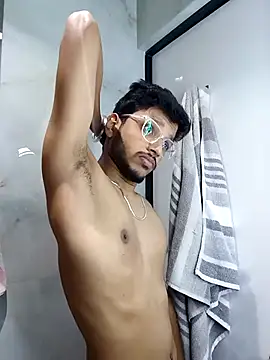 Snapshot of skinnyyyyyyyyy chatting on 10/13/25, 04:34 skinnyyyyyyyyy online show from 10/13/25, 04:34