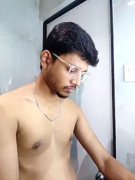 Snapshot of skinnyyyyyyyyy chatting on 10/15/25, 05:18 skinnyyyyyyyyy online show from 10/15/25, 05:18