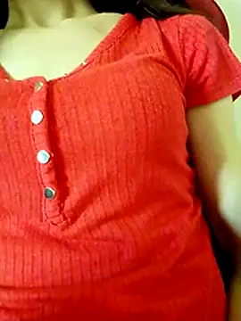 Snapshot of sandi-55 chatting on 05/19/26, 03:07 sandi-55 online show from 05/19/26, 03:07