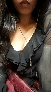 Snapshot of Sanjana-Mehar chatting on 01/06/25, 07:24 Sanjana-Mehar online show from 01/06/25, 07:24