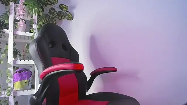 Snapshot of the_beast_master_ chatting on 01/20/25, 12:07 the beast master  online show from 01/20/25, 12:07