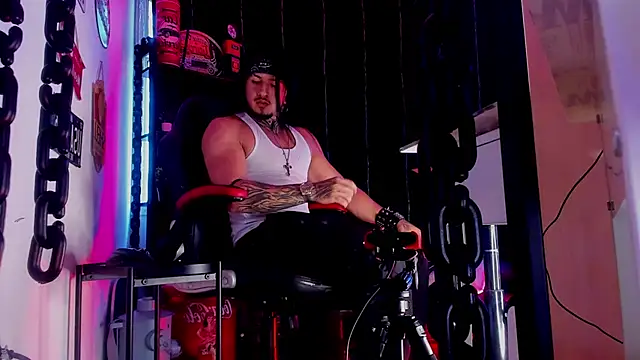 the beast master  online show from 12/18/25, 08:48