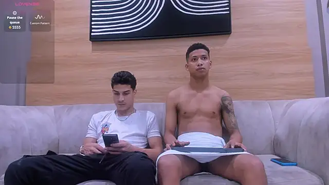 Snapshot of hard_guysbb chatting on 09/25/25, 06:39 hard guysbb online show from 09/25/25, 06:39