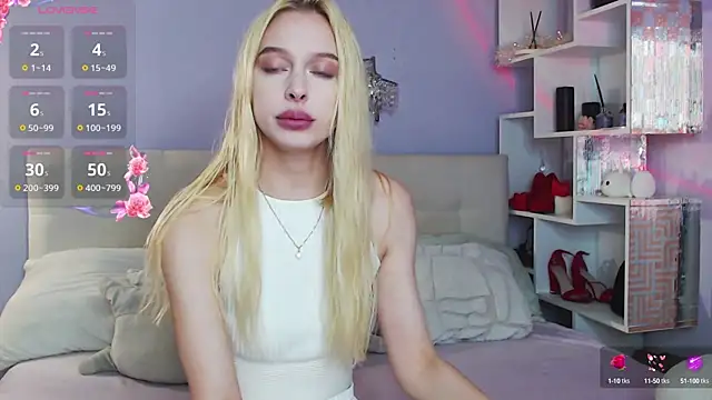 Snapshot of White_Lioness chatting on 09/16/25, 02:51 White Lioness online show from 09/16/25, 02:51