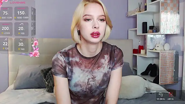 Snapshot of White_Lioness chatting on 11/07/25, 05:02 White Lioness online show from 11/07/25, 05:02