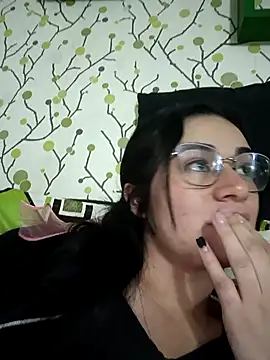 Snapshot of Hanna_Kinsley chatting on 12/29/24, 03:00 Hanna Kinsley online show from 12/29/24, 03:00