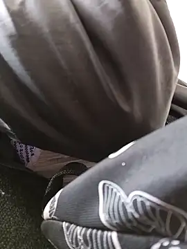 Snapshot of Hanna_Kinsley chatting on 10/03/25, 05:32 Hanna Kinsley online show from 10/03/25, 05:32