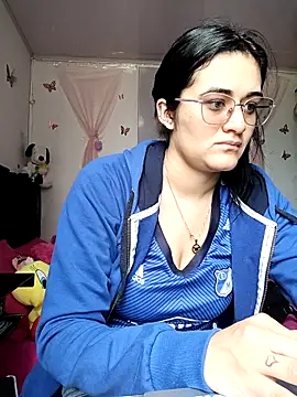 Snapshot of Hanna_Kinsley chatting on 10/22/25, 05:45 Hanna Kinsley online show from 10/22/25, 05:45