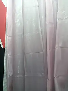 Snapshot of Hanna_Kinsley chatting on 10/29/25, 07:37 Hanna Kinsley online show from 10/29/25, 07:37