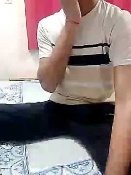 Snapshot of rahul_4u chatting on 12/05/24, 10:01 rahul 4u online show from 12/05/24, 10:01