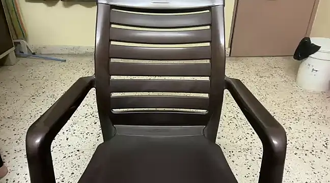 Snapshot of rahul_4u chatting on 02/19/25, 04:00 rahul 4u online show from 02/19/25, 04:00