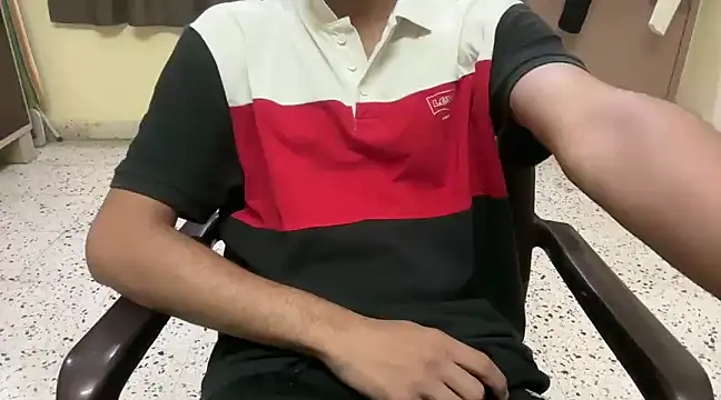 Snapshot of rahul_4u chatting on 03/02/25, 01:05 rahul 4u online show from 03/02/25, 01:05