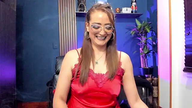 Snapshot of AdeleMourfg chatting on 07/16/26, 01:55 AdeleMourfg online show from 07/16/26, 01:55