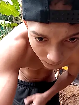 tayson  online show from 03/04/25, 01:49