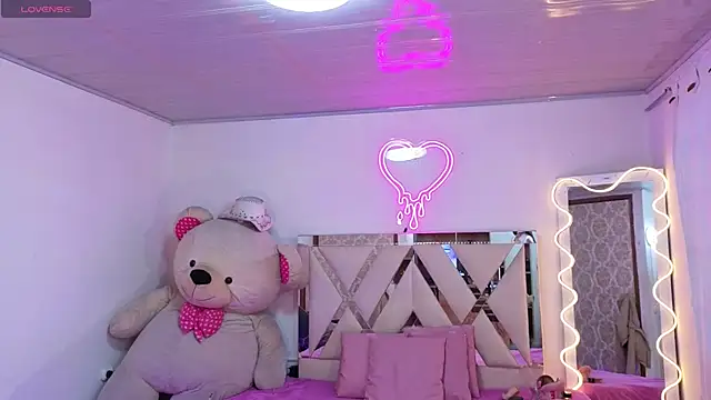 Jazmin tay online show from 12/01/25, 11:48