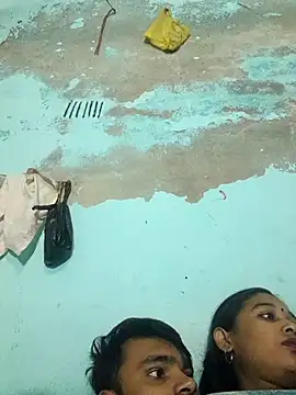 Snapshot of Surajpuja79 chatting on 12/04/25, 02:48 Surajpuja79 online show from 12/04/25, 02:48