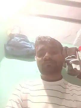 Snapshot of Surajpuja79 chatting on 01/11/26, 06:18 Surajpuja79 online show from 01/11/26, 06:18