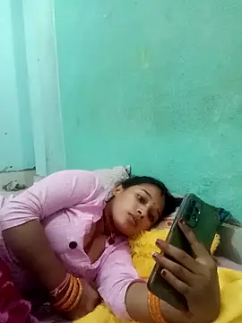 Snapshot of Surajpuja79 chatting on 02/17/26, 08:44 Surajpuja79 online show from 02/17/26, 08:44