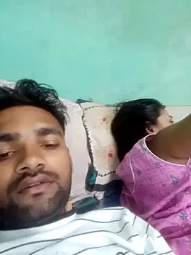 Snapshot of Surajpuja79 chatting on 02/23/26, 06:05 Surajpuja79 online show from 02/23/26, 06:05