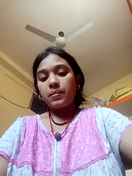 Snapshot of Surajpuja79 chatting on 04/04/26, 06:22 Surajpuja79 online show from 04/04/26, 06:22