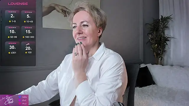 Nika Smit online show from 02/01/25, 08:18