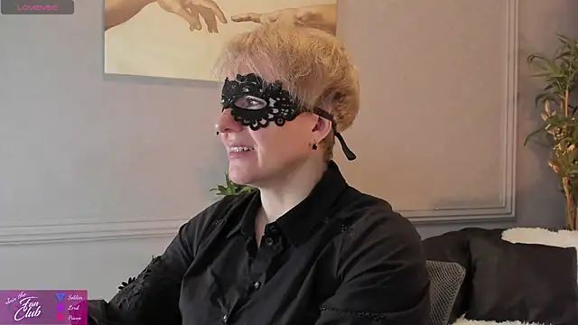 Nika Smit online show from 02/08/25, 05:18