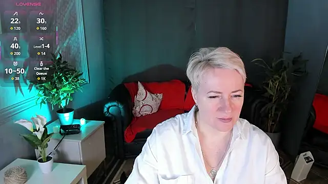 Nika Smit online show from 02/07/26, 05:33