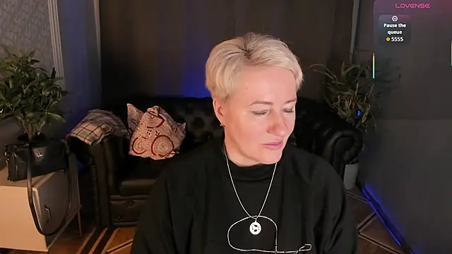 Nika Smit online show from 02/20/26, 05:37