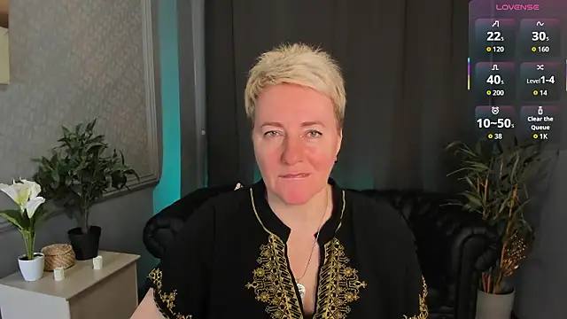 Snapshot of Nika_Smit chatting on 03/29/26, 07:19 Nika Smit online show from 03/29/26, 07:19